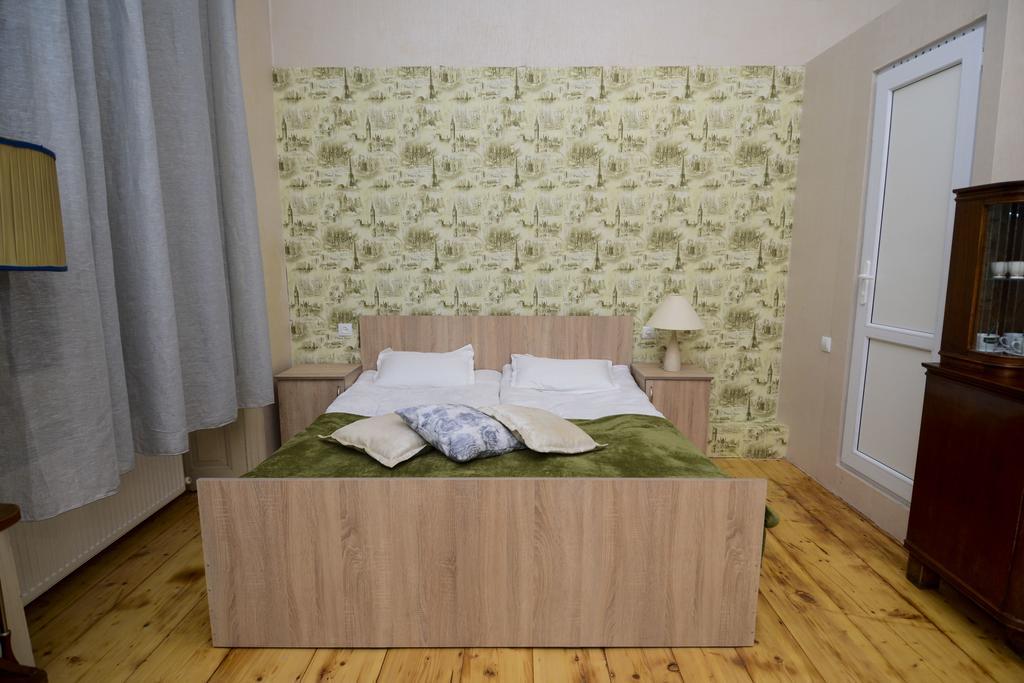 Solo Room Apartment Tbilisi Eksteriør bilde