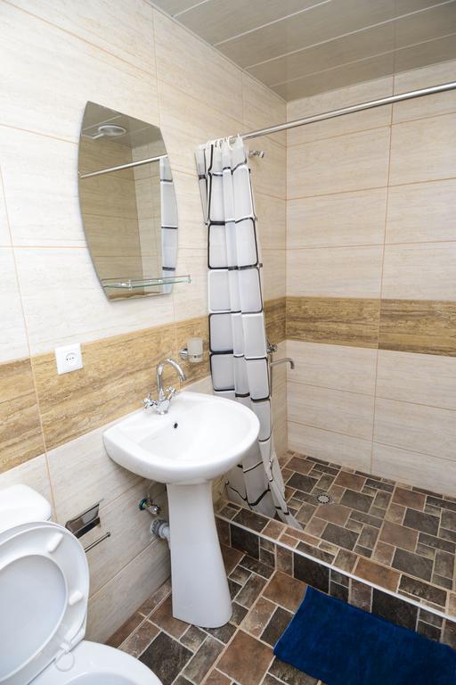 Solo Room Apartment Tbilisi Eksteriør bilde