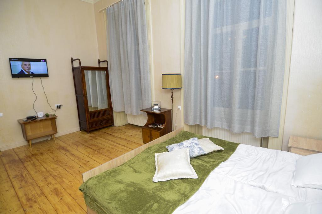 Solo Room Apartment Tbilisi Eksteriør bilde
