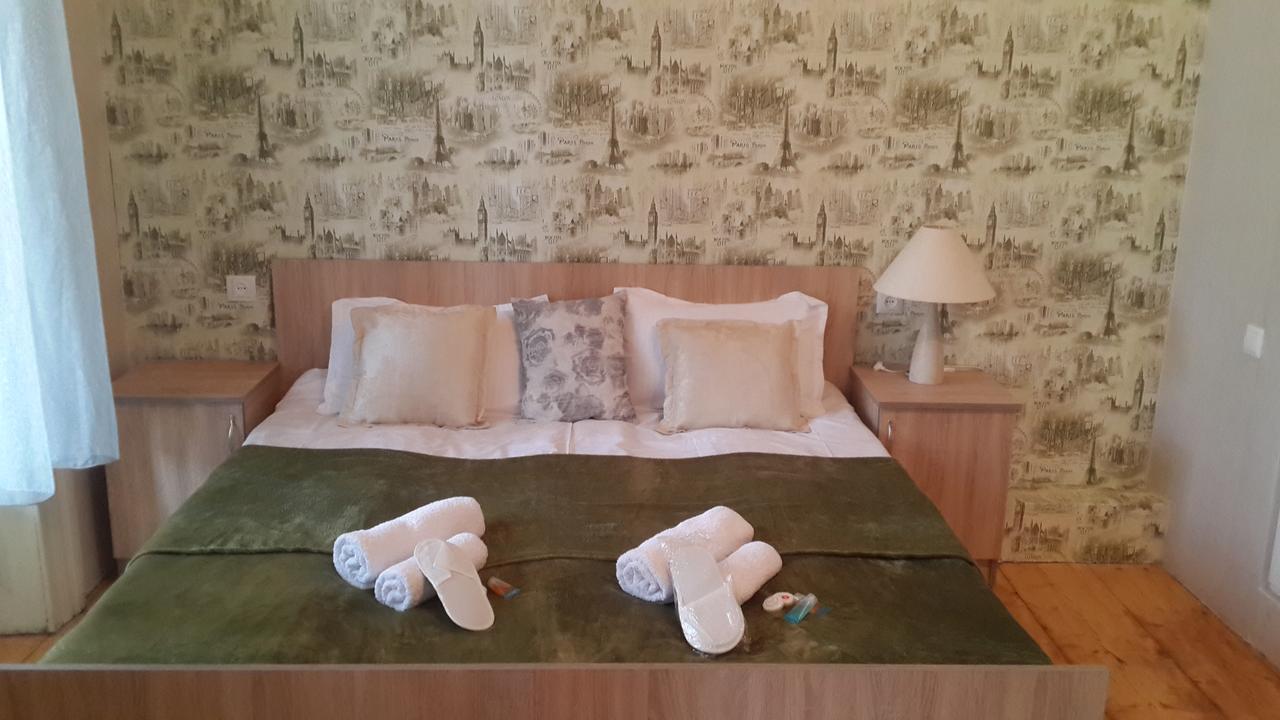 Solo Room Apartment Tbilisi Eksteriør bilde